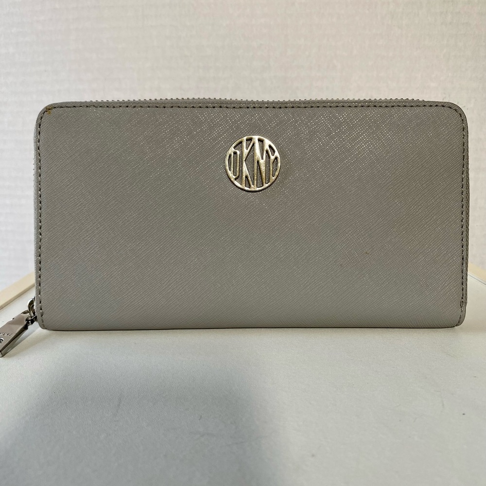 DKNY zip around wallet